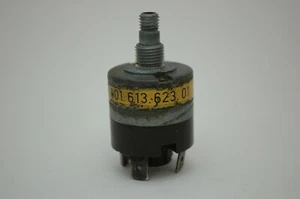 Porsche 911 Early Fog Light Switch 90161362301 - Picture 1 of 3
