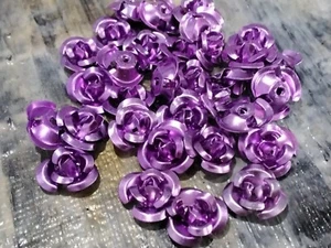 Aluminium Frosted 3 Petal Flower Bead, 8.5-9x4.5mm, 50pce,Med Orchid, Free Post - Bild 1 von 2