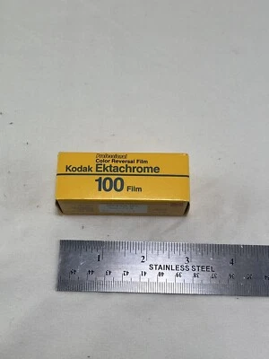 Kodak Ektachrome Professional Color Reversal Film 100 Daylight EPN 120 Exp 1986 - Image 1 of 4