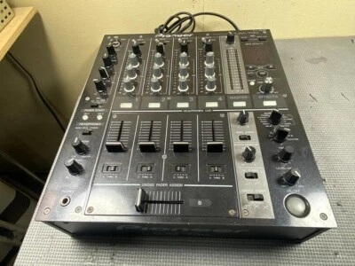Pioneer DJM-700Digital DJ Mixer 4-Channel 4ch DJM-700-S DJM700 Tested - Image 1 of 4