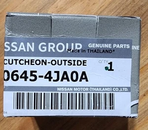 (NEW) Genuine Nissan Escutcheon 80645-4JA0A - Picture 1 of 3
