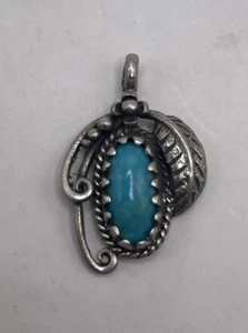 Vintage Sterling Silver 925 Turquoise Stone Leaf Motif Small Pendant (2.13g) - Picture 1 of 8