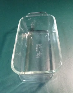 Pyrex 213-R Clear Glass Loaf Pan Bread Baking Dish 1.5 Qt 8.5" x 4.5" x 2.5" - Picture 1 of 12