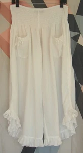 Vintage ETHOS White Cotton? Wide Leg Bloomers Pantaloons Smocked Bows Pockets M - Picture 1 of 13