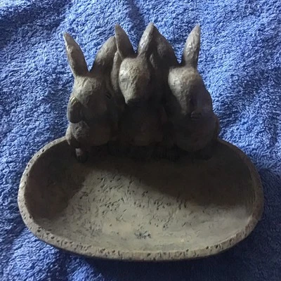 Ванна для кроликов птиц — керамическое садовое украшение статуэтка блюдо кормушка  - Изображение 1 из 4