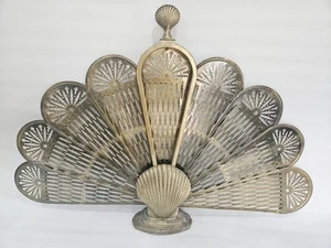 Vintage Art Deco Style Clam Shell Brass Peacock Fan Fire Screen Guard - Picture 1 of 10