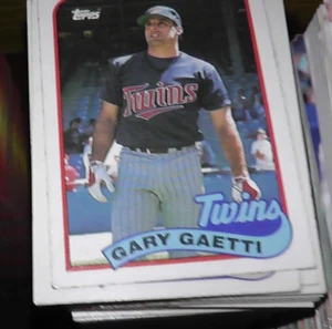 700 Karten 1989 Topps Baseball - Bild 1 von 2