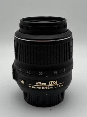 Nikon 18-55mm f/3.5-5.6G AF-S DX VR Nikkor Zoom Lens *read*, Used - Image 1 of 3