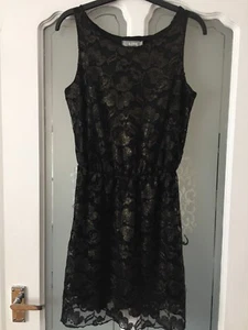 NEW WOMENS LITTLE BLACK LACE DRESS SIZE SMALL - Picture 1 of 6