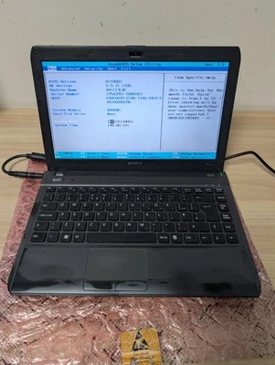 Sony VPCS13L8E - i3-M380 - 4GB Ram - No Storage - Image 1 of 4