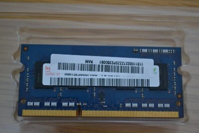 hynix 2gb 1rx8 pc3-12800s - Image 1 of 3