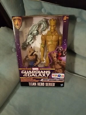  Toys R Us  2016 ROCKET RACCOON & GROOT Marvel TITAN SERIES Hasbro NIB  * RARE * - Image 1 of 4