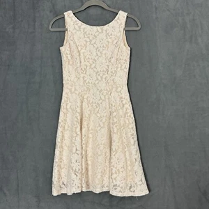 Speechless Kleid XS Fit & Flare Spitze-Blumen ärmellos U-Ausschnitt kurz Party - Bild 1 von 8