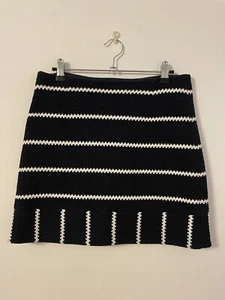 Karen Millen Short Blue And White Stripe Skirt Size UK 10 - Picture 1 of 5