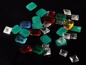 Lot (33) vintage Czech mixed chrysoprase pink green blue crystal glass cabochons - Picture 1 of 2