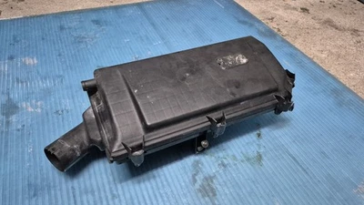 BOX SCATOLA FILTRO ARIA PER VOLKSWAGEN Golf 4 036129611AM Benzina 1.6 1.4  - Immagine 1 di 3