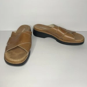 Clarks Brown Leather Crisscross Slip On Slide Comfort Summer Sandals women's 9 - Picture 1 of 13
