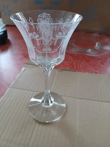 12 Heisey Minuet Etched Liquor Cocktail/Wine Glasses 6" Tall 3.5 Ounces - Picture 1 of 5