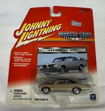 Johnny Lightning Muscle Cars USA 1964 Pontiac GTO Tan 008