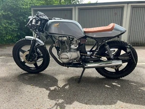 Honda CB400N Cafe Racer - Bild 1 von 6