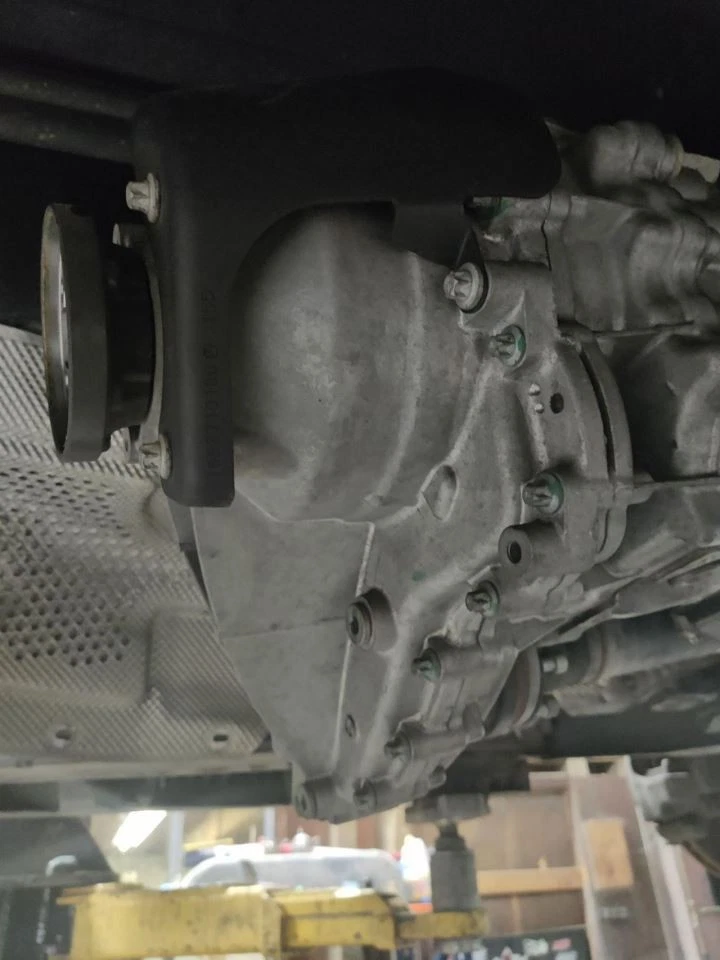 TRANSFER CASE 2512801800 2007-2012 MERCEDES-BENZ GL450 - Image 1 of 4