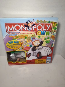 2007 Hasbro Monopoly Town Round Circle Board Game - Complete In Box - TESTED - Picture 1 of 4