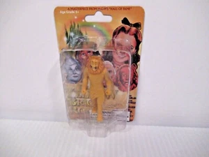 Zauberer von Oz The Yellow Brick Road MGM Hall Of Fame Feiger Löwe Miniatur 3" - Bild 1 von 4