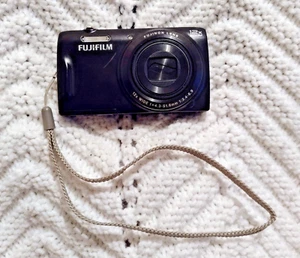 Fujifilm Finepix T500 Digital Camera 16MP 12xZoom 24mm wide Lens Black - Picture 1 of 12
