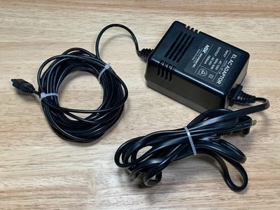 Adaptador de corriente escalador dental NSK Varios 350 Lux ELAC NE138, excelente Foto 1 de 4