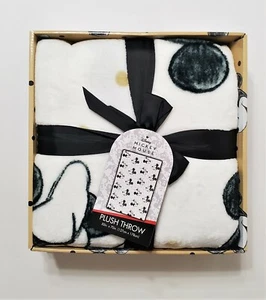 Disney MICKEY & MINNIE MOUSE Soft Plush Throw 50"x70" Gift Box White Black - Picture 1 of 5