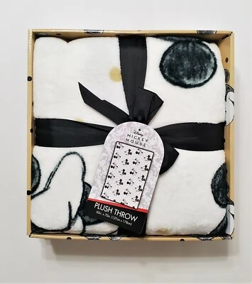 Disney MICKEY & MINNIE MOUSE Soft Plush Throw 50"x70" Gift Box White Black  - Image 1 of 4