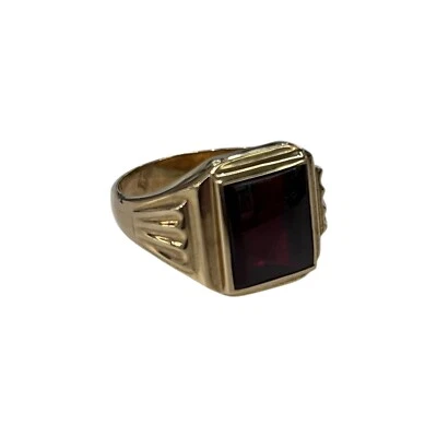 9ct 9K Yellow Gold Created Red Ruby Men’s Ring Size V. Brand New - Image 1 of 4