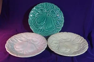 3 PLACAS DE MAYÓLICA BORDALLO PINHEIRO 8" con PERAS - Imagen 1 de 5