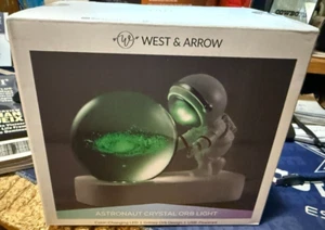 ASTRONAUT CRYSTAL---COLOR CHANGING---LED --ORB LIGHT---USB POWERED - Picture 1 of 3
