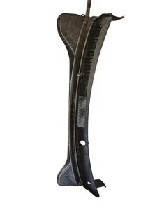 HYUNDAI ELANTRA WINDSHIELD WIPER COWL PANEL COVER GRILLE OEM 2019 - Picture 1 of 3