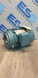 TOSHIBA IK JEC-37-1979 3PH INDUCTION MOTOR - Picture 1 of 9