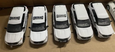 Lot Of 5  2022 Ford Explorer Tulsa Police  1/43 Motormax  - Image 1 of 4