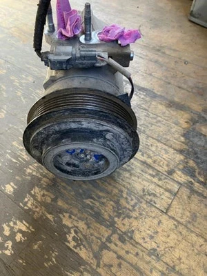 Motor compresor de aire acondicionado compatible con camioneta Ford F250SD 09-10 527468 Foto 1 de 4