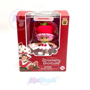 The World of Strawberry Shortcake Cherry Cuddler 2.5" Figure CheeBee Series 2 - Picture 1 of 7