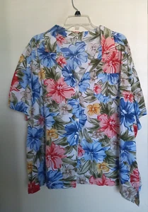 Women’s Hawaiian Floral Camp Shirt Size 4X - Picture 1 of 2