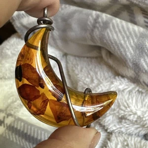 Vintage sterling silver crescent moon shaped amber pendant - Picture 1 of 11