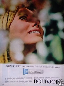 PUBLICITÉ DE PRESSE 1967 BOURJOIS SATIN BEAUTY UNE CARESSE DE SOLEIL - Picture 1 of 1