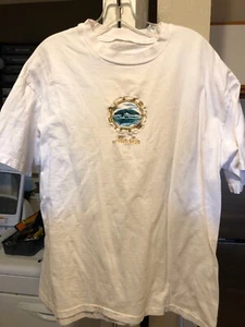 Two Vintage Short Sleeve Alaska T-Shirts, Excellent Condition and Free Shipping  - Picture 1 of 2