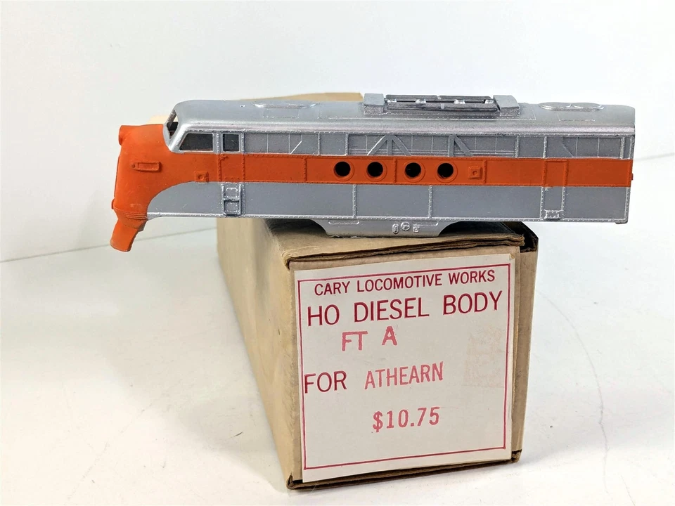 Cary Locomotive Works FT A Western Pacific Body Diesel Locomotive HO Scale - Image 1 of 4