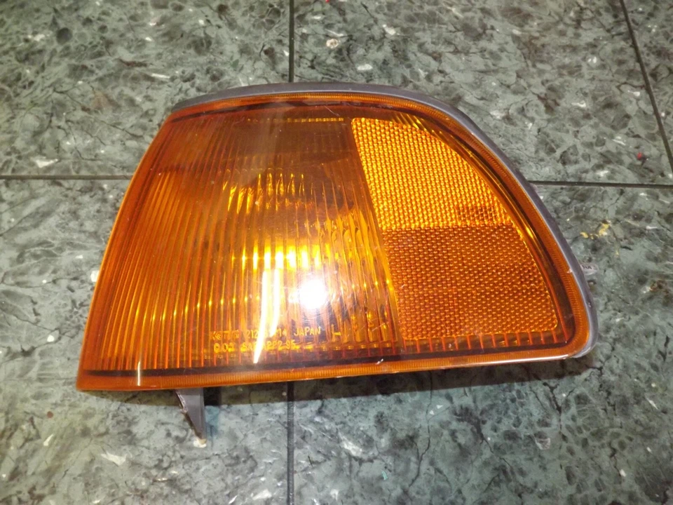 97-99 USDM OEM Mitsubishi Montero Sport K80 luz de esquina delantera conjunto de lámpara FL Foto 1 de 4