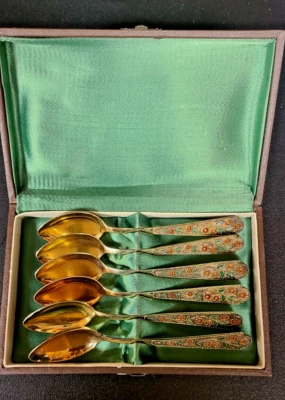 Juego de 6 cucharas de té de plata de ley esmalte soviético ruso. Foto 1 de 3