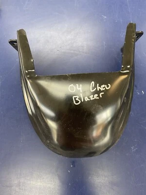 98-04 Chevrolet S-10 Blazer GMC Jimmy Steering Column Knee Bracket - Image 1 of 2