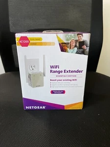 NETGEAR EX6120100NAS Wi-Fi Range Extender - Picture 1 of 6
