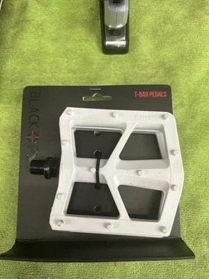 NOS BLACK OPS T -BAR WHITE 1/2 PEDALS  - Image 1 of 4