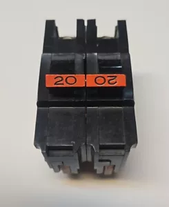 Original-Zubehör-Hersteller FPE Federal Pacific NA220.  20 Amp 2 polig Stab-Lok Leitungsschutzschalter  - Bild 1 von 6